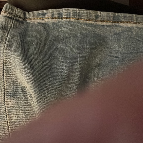 Men’s Levi’s big and tall men’s blue jeans. Stride 13 inches approximately - Picture 6 of 10